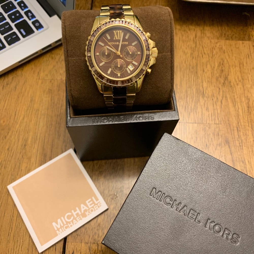 Michael Kors wide face Women's Everest Watch